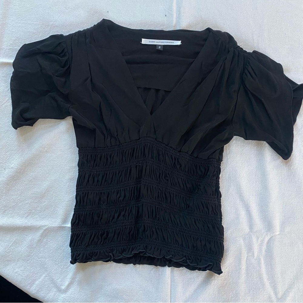 Diane vonFurstenburg Black Silk Ruched 3/4 Sleeve Top Sz 2 Whimsigoth Alt